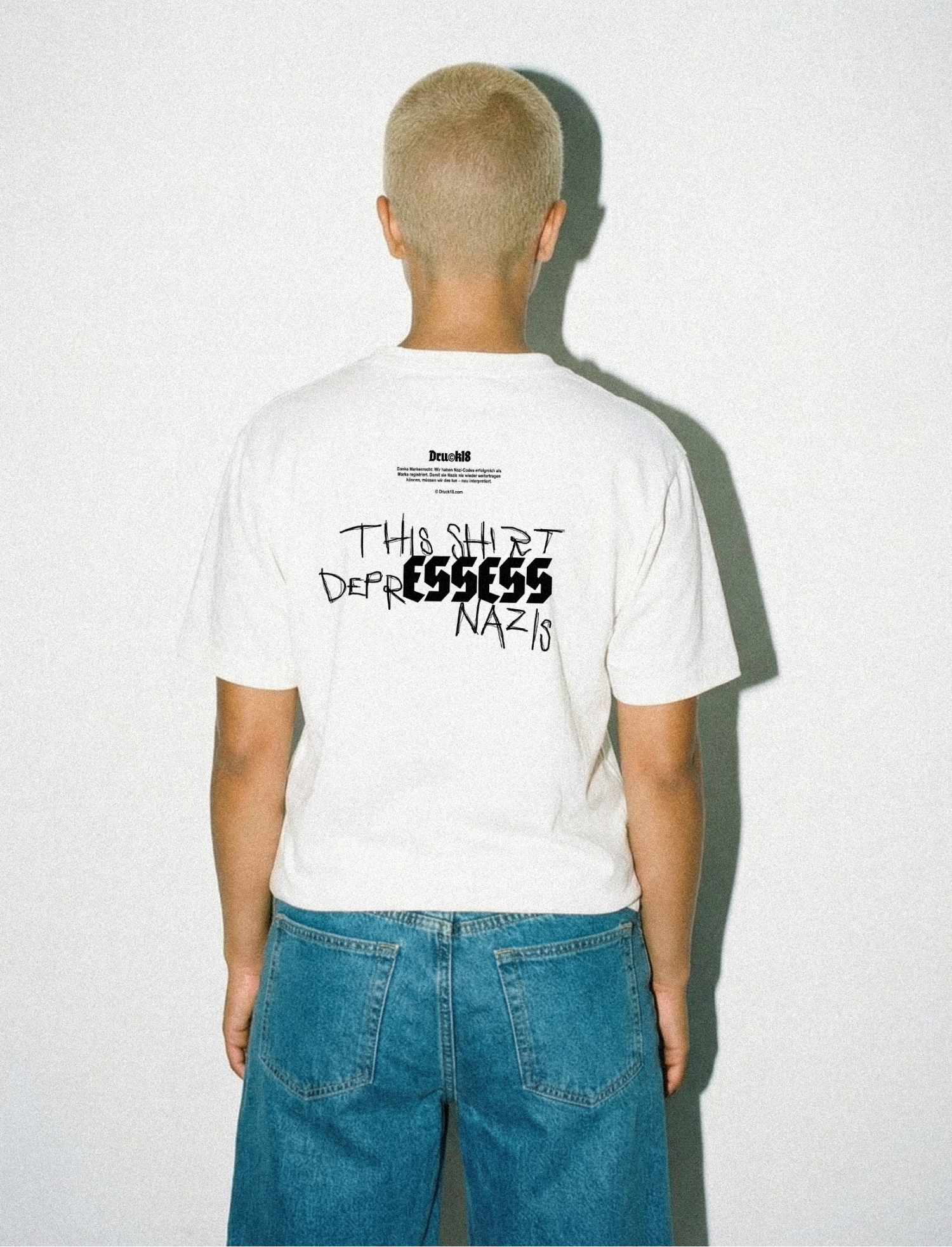 This shirt deprESSESS Nazis T-Shirt