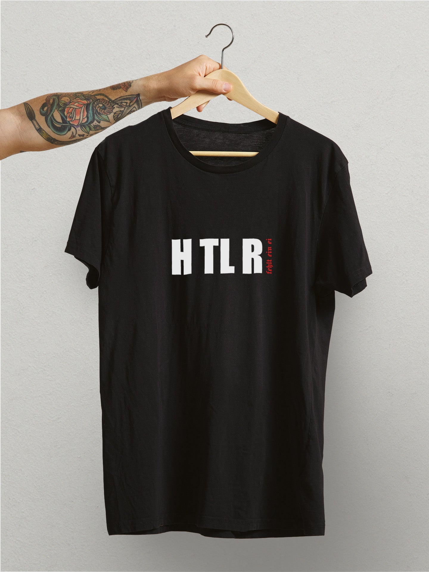 HTLR fehlt ein Ei T-Shirt